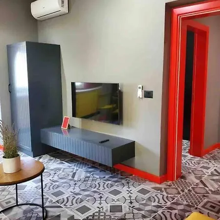 Emoji House Apartment *