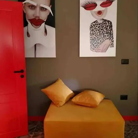 Apartment Emoji House *