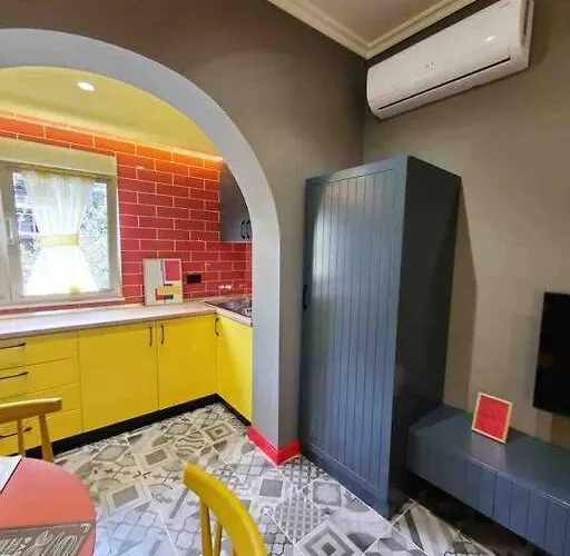 Apartament Emoji House *